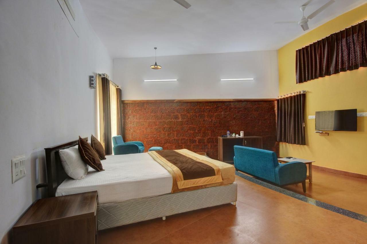Palette Arthigamya Spa & Resort Гокарна Екстериор снимка