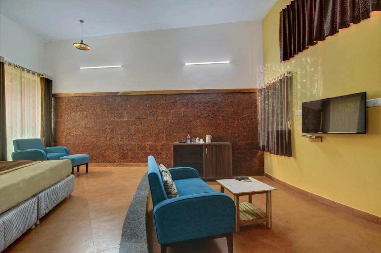 Palette Arthigamya Spa & Resort Гокарна Екстериор снимка