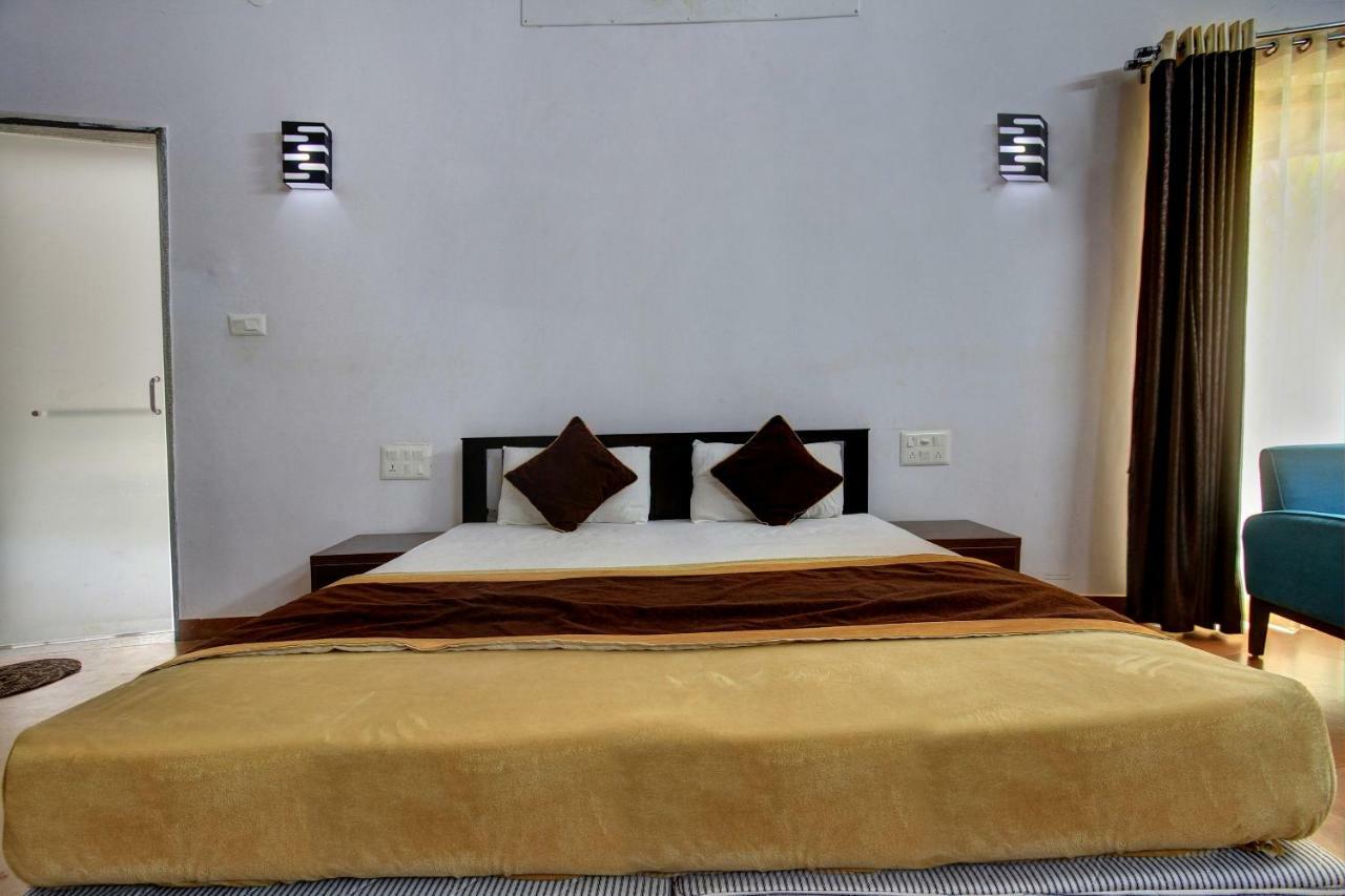 Palette Arthigamya Spa & Resort Гокарна Екстериор снимка